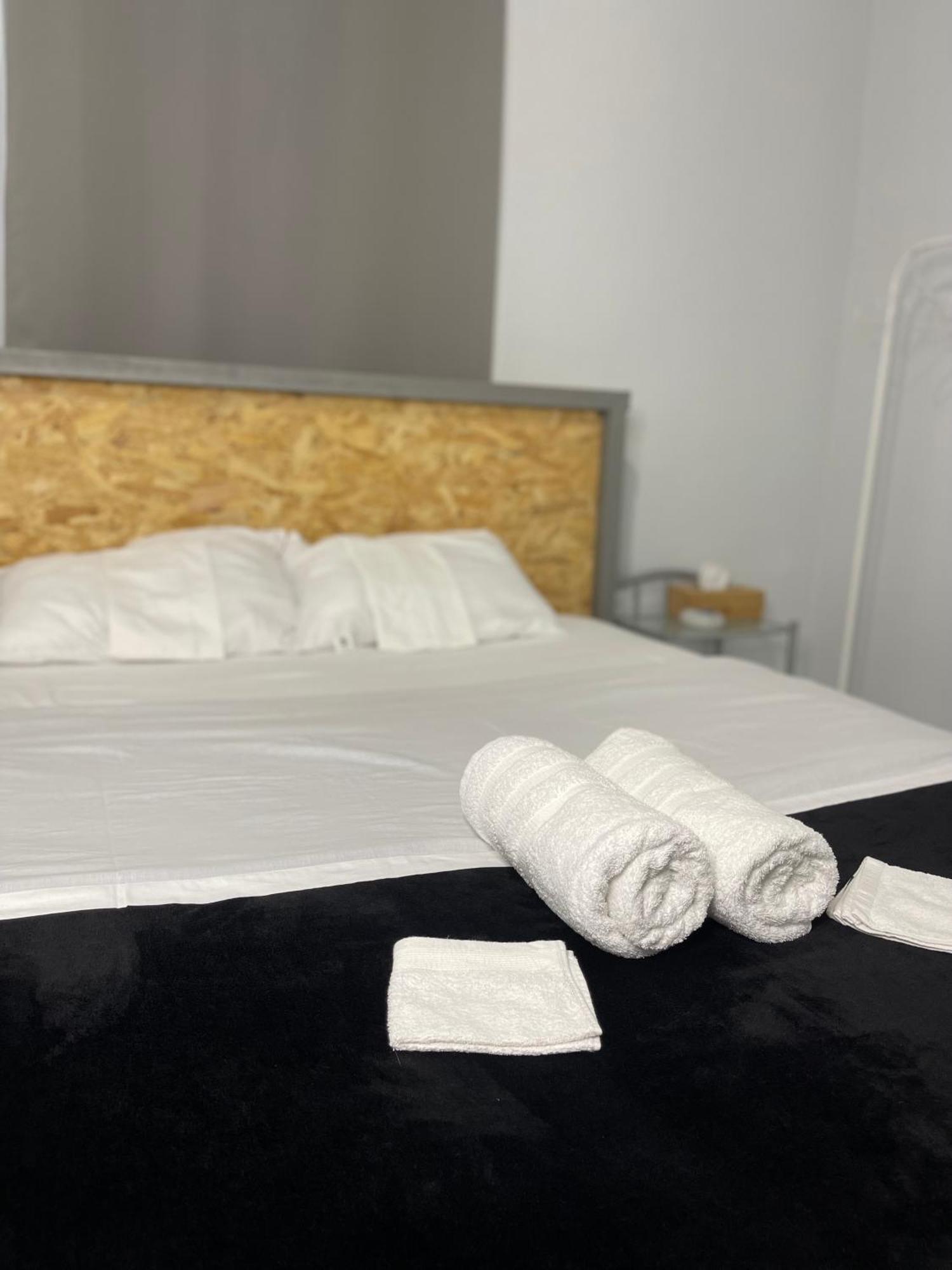Airpoint Renovated Daire Artemida  Dış mekan fotoğraf
