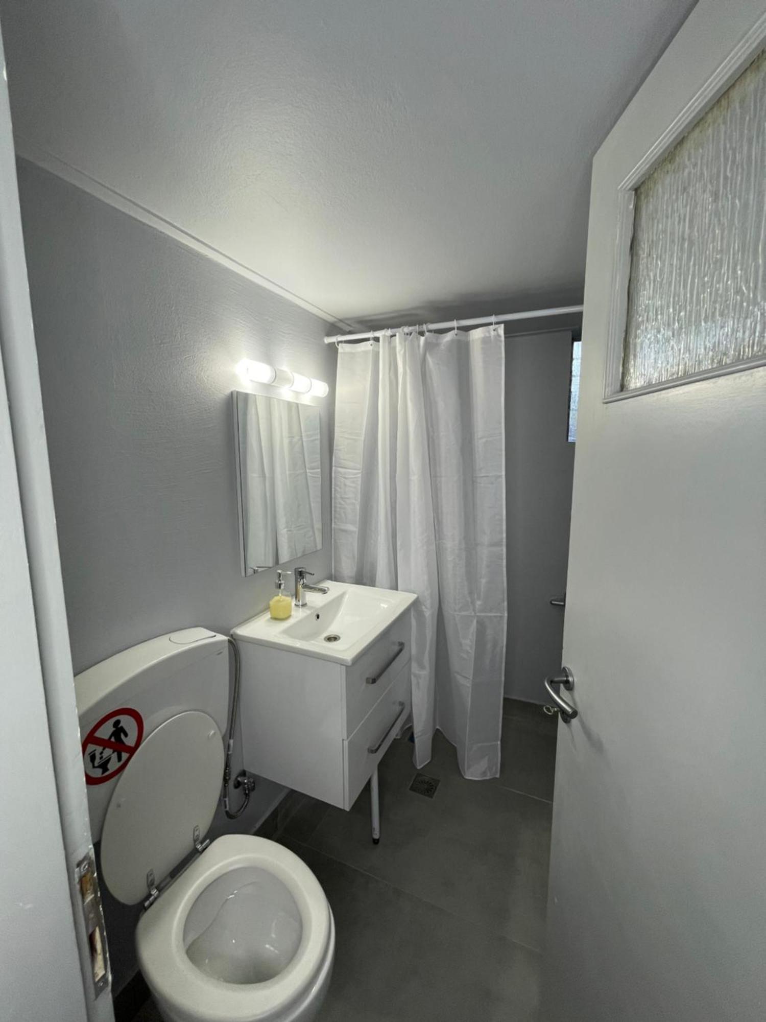 Airpoint Renovated Daire Artemida  Dış mekan fotoğraf